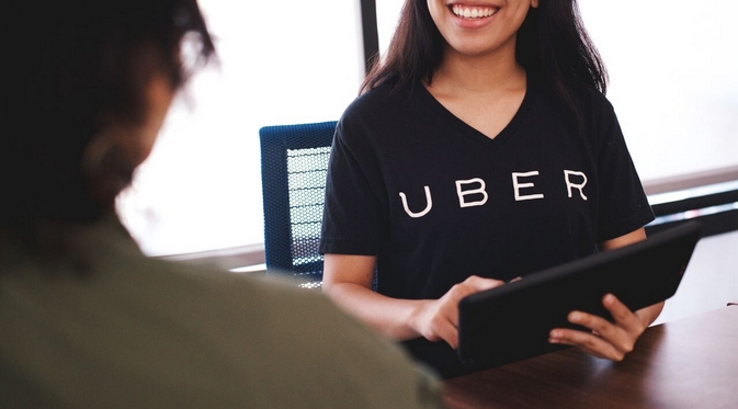 Uber Kini Berbalik Serang Trump, Perusahaan Teknologi Lain Pun Ikutan