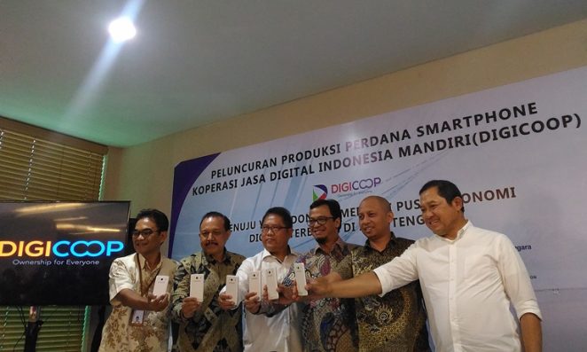 Digicoop, Smartphone 4G Lokal Pertama Resmi Diproduksi