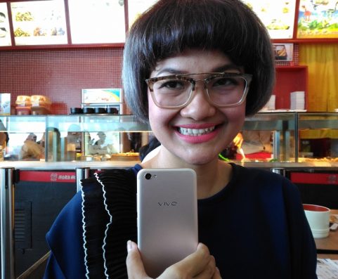 Diserbu Pecinta Selfie, Vivo Siapkan Ribuan Unit V5 Plus