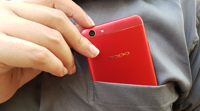 Review: OPPO F3 Red Premium Limited Edition, Cantik Luar dan Dalam