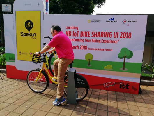 Telkomsel Sulap Sepeda Kuning UI Jadi Pintar