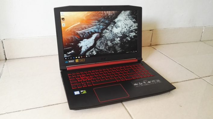 Review: Nitro 5 AN515-51-58YX Laptop Gaming, Fitur Minimalis