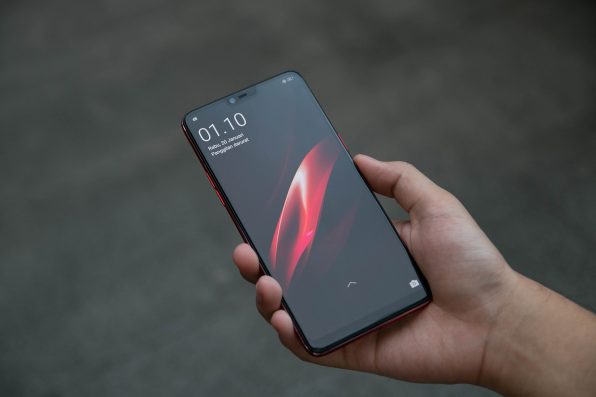 Belum Juga Diluncurkan, Masyarakat Tak Sabar Tunggu Oppo F7