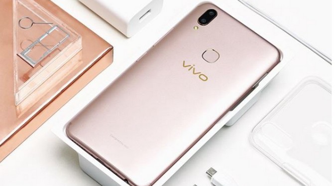 Pesan Vivo V9 Sekarang, Promosi dan Hadiah Langsung Ini Menanti Anda