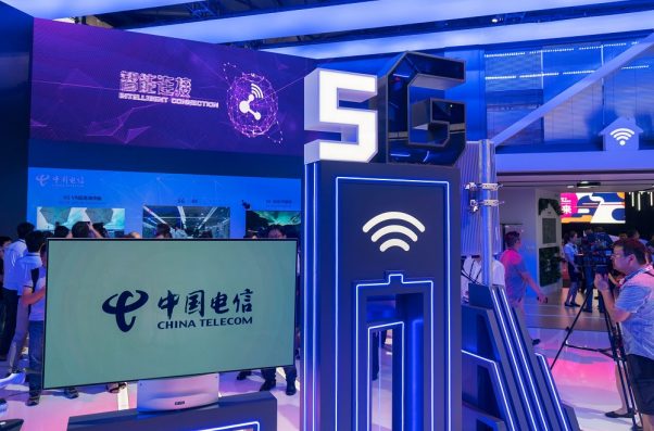 China atau Amerika Serikat, Siapakah Pemenang Lomba Adopsi 5G?