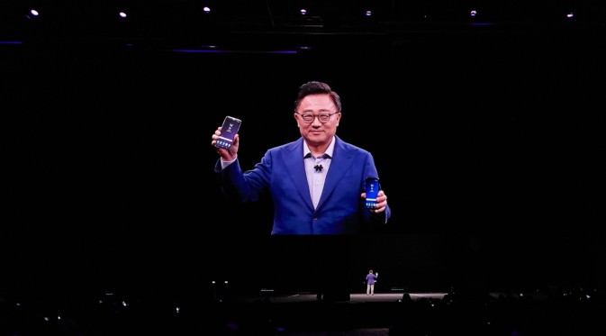 Samsung Konfirmasi Rilis Ponsel Berbentuk Buku, Rilis Kapan?