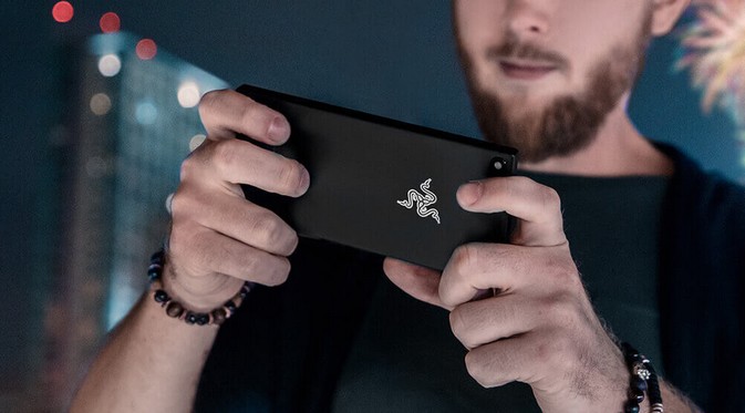 Benchmark Razer Phone 2 Bocor, Memori Internalnya 512GB!