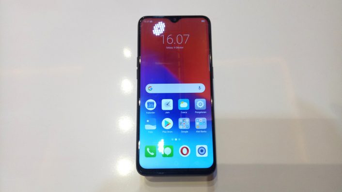 Realme Siapkan Ponsel Bertenaga Helio P70