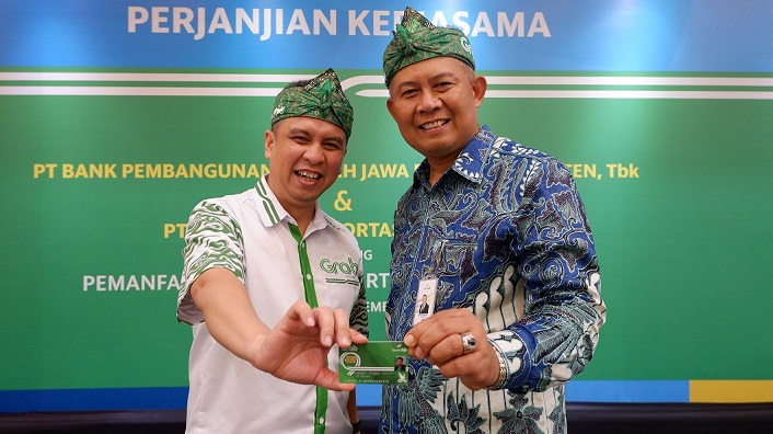 Grab Luncurkan Kartu ATM Co-Branding, Bisa Cicil Pajak STNK T-Samsat