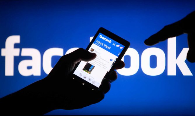 Facebook Nyalakan Safety Check Erupsi Gunung Semeru