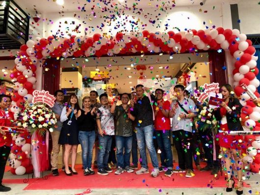 Erajaya Group Serentak Resmikan 10 Outlet yang Tersebar di 6 Kota