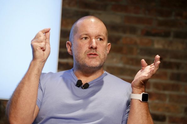 Jony Ive Resmi Tinggalkan Apple