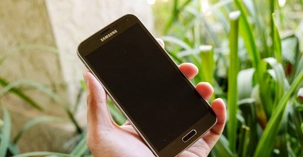 Layar Ponsel Samsung Bermasalah, Medsos dibanjiri Keluhan Pengguna