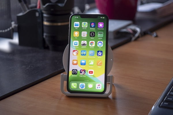 iPhone 11 Menampilkan Warna Hijau Aneh Pada Layarnya