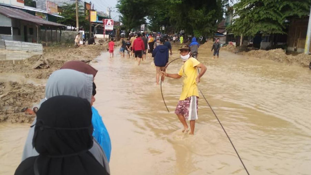 Banjir Bandang di Luwu Utara, XL Axiata Pastikan Jaringan Aman dan Siap Salurkan Bantuan