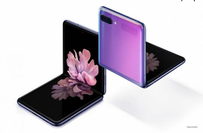 Samsung Segera Gulirkan Galaxy Z Flip 2?