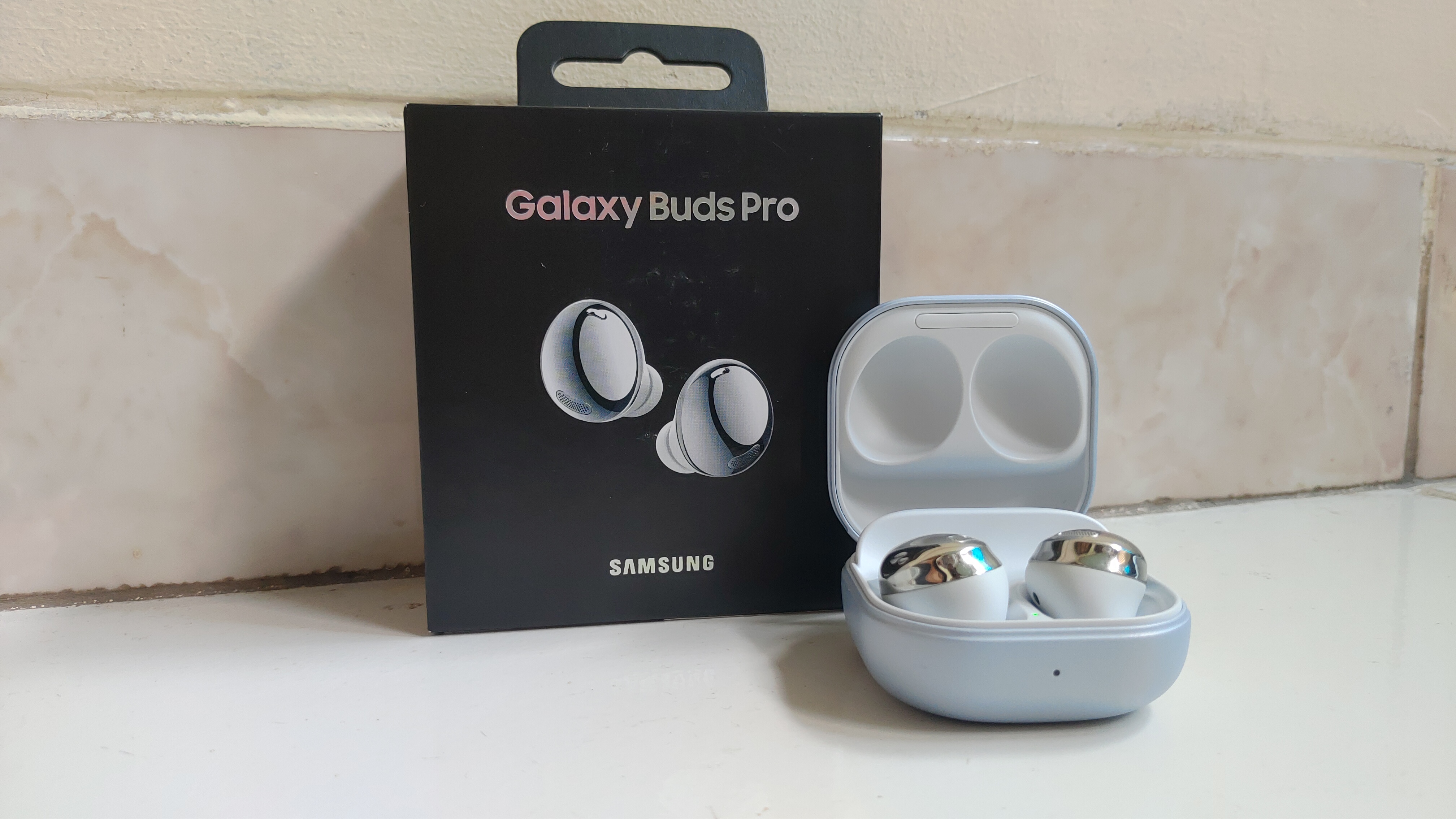 Review Samsung Galaxy Buds Pro: TWS Premium dengan Karakter Bass yang Kental