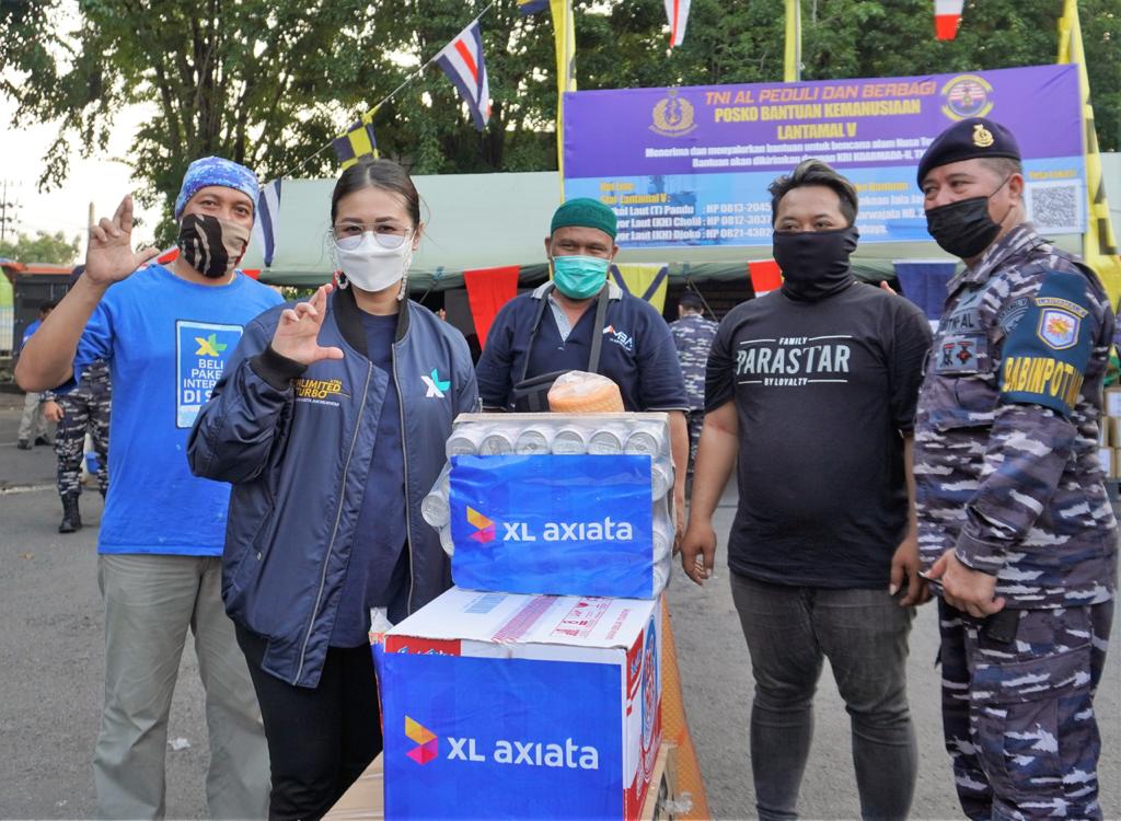 XL Axiata Salurkan Bantuan Korban Bencana di NTT