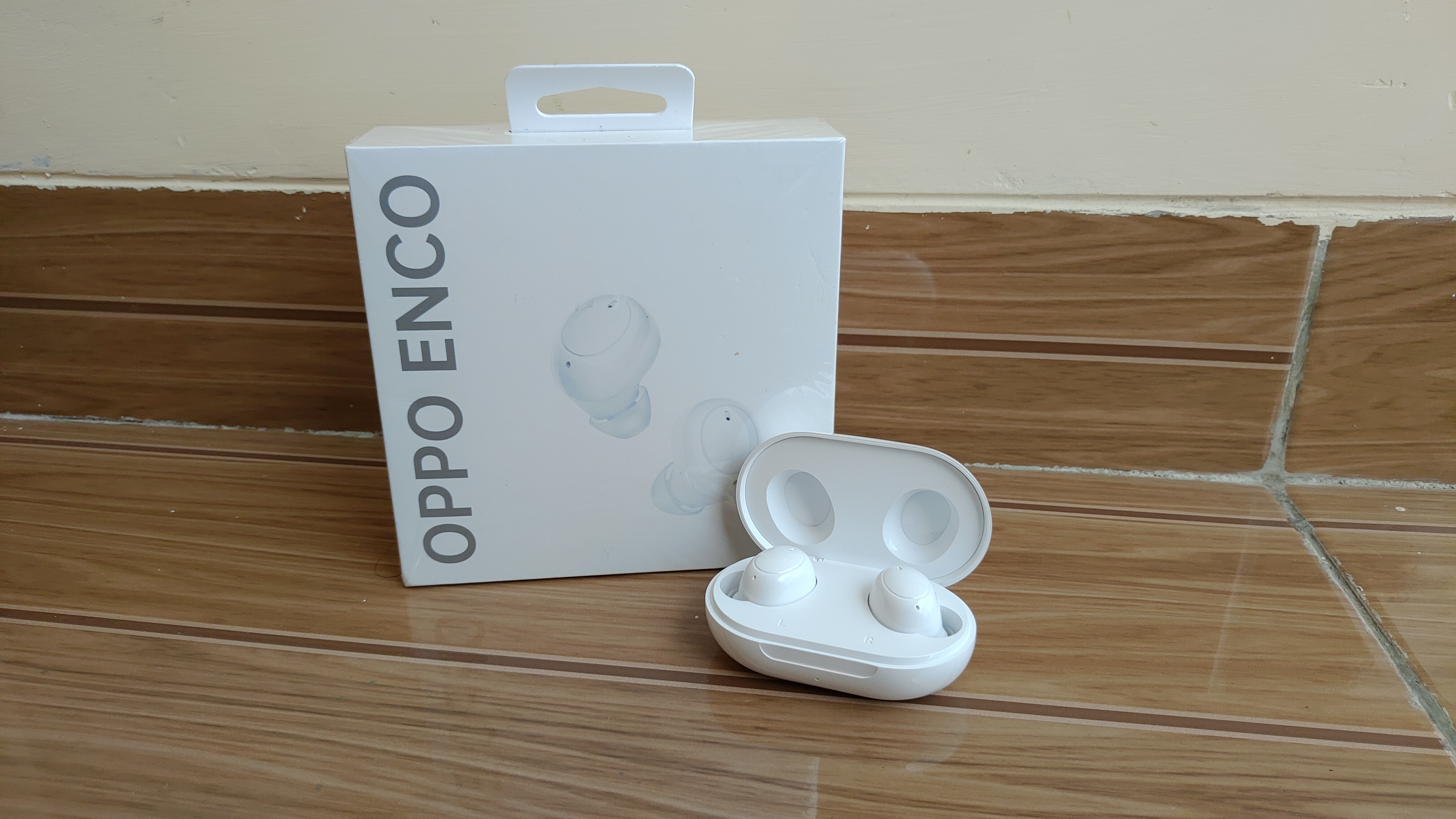 Review Oppo Enco Buds: Bodi Mungil, Karakter Bass Kental