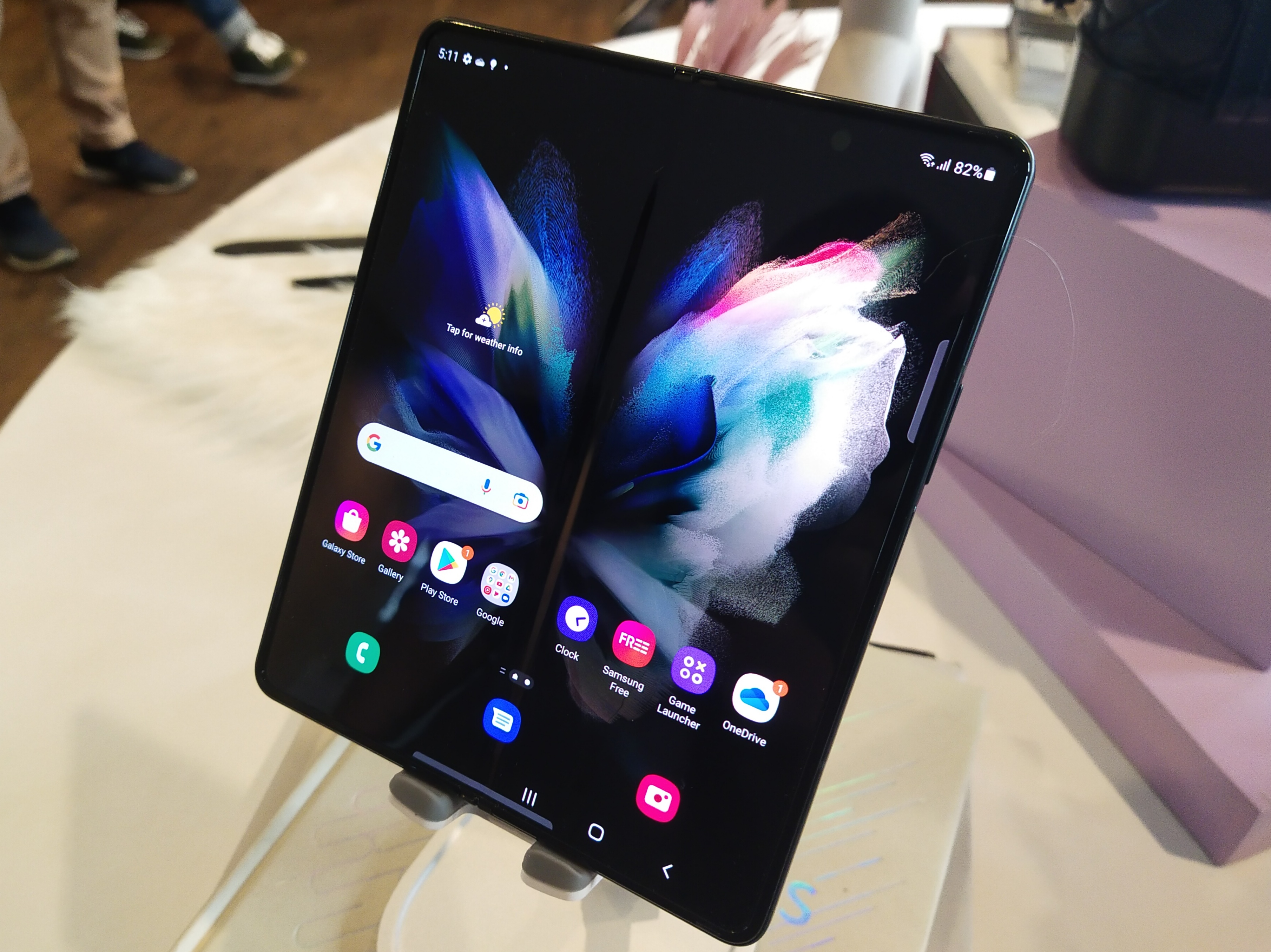 Samsung Galaxy Z Fold3 Siap Mengudara di 5G