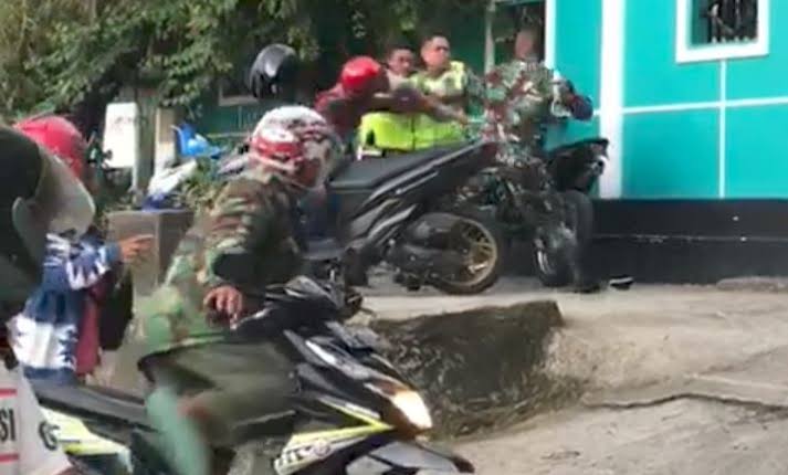 Viral Oknum TNI - Polisi Adu Jotos, Ternyata Ini Masalahnya