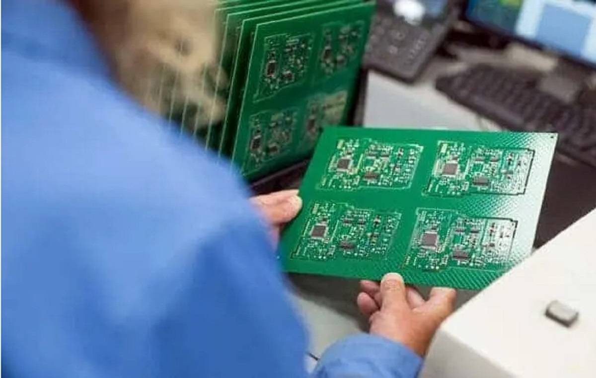 Ponsel China Merajai Dunia, tapi Industri Chip-nya Hanya Cicipi 4% Pasar Global