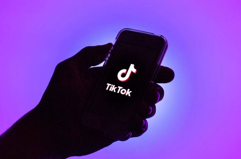 Waspada! Vishing Mengintai Tren Lelucon di TikTok