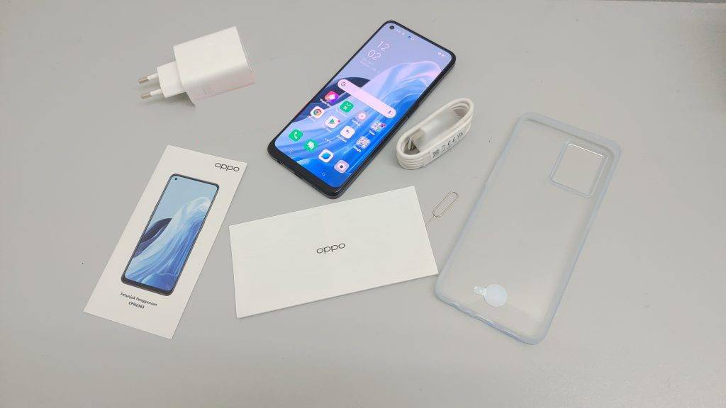 OPPO Reno7
