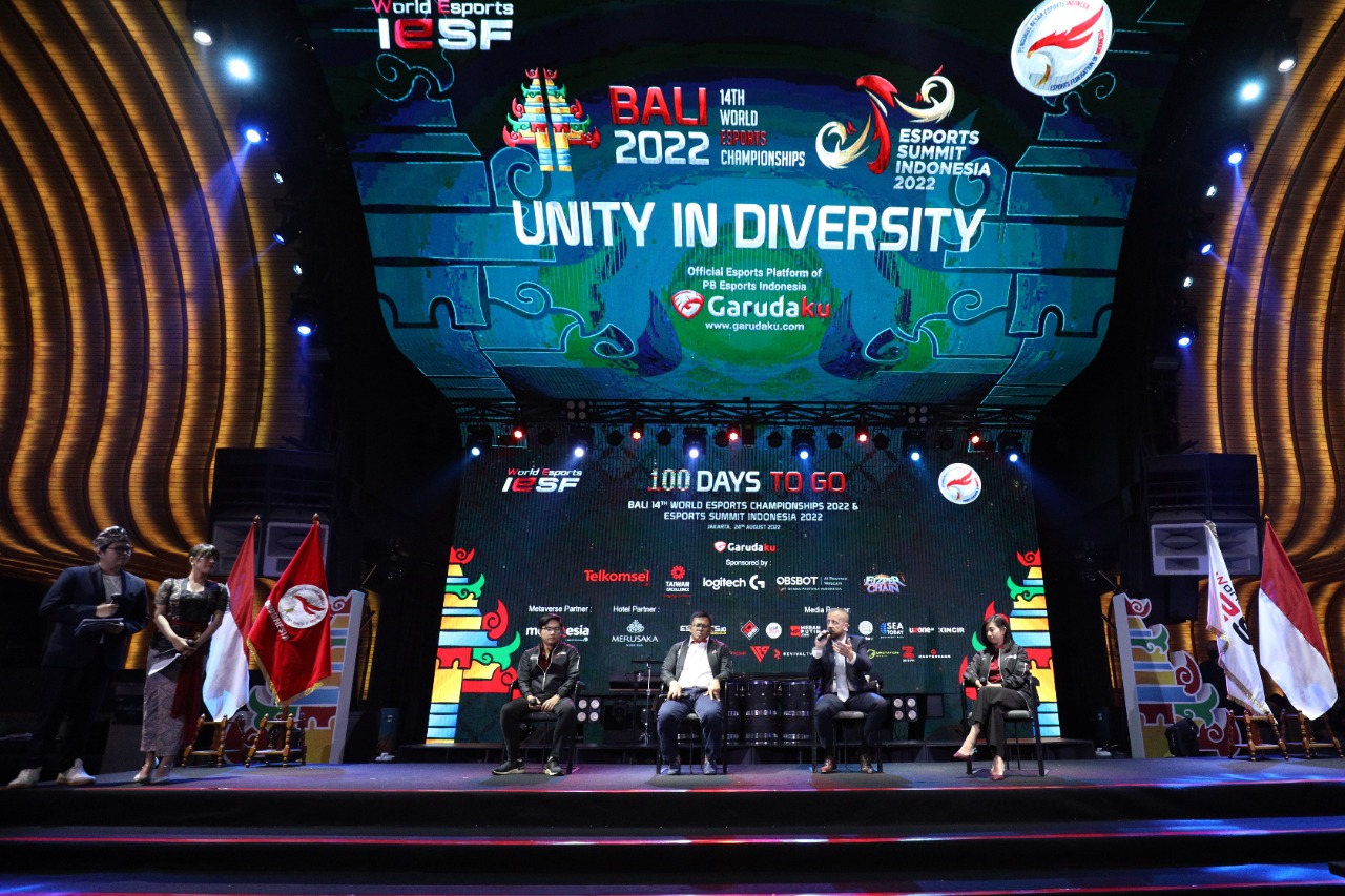 Menonton Turnamen eSport Internasional 2022 Lewat Metaverse