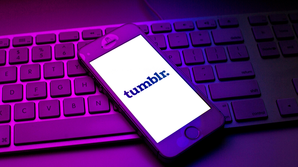 Parodi Verifikasi Berbayar Kerek Revenue Tumblr iOS