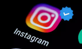 Facebook dan Instagram Akan Uji Coba Akun Verifikasi Berbayar