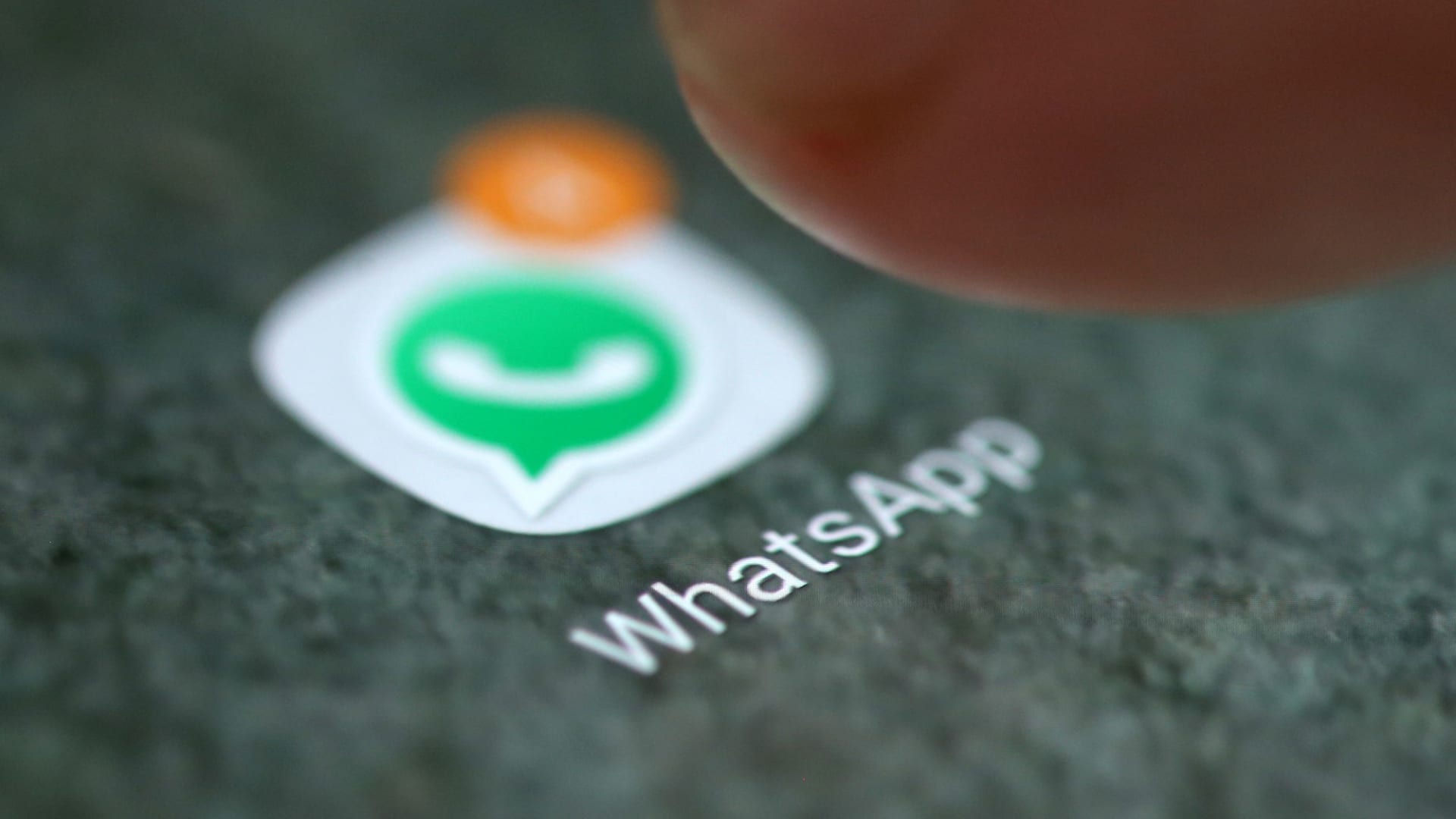 WhatsApp Bakal Punya Fitur Berbagi Riwayat Pesan di Grup