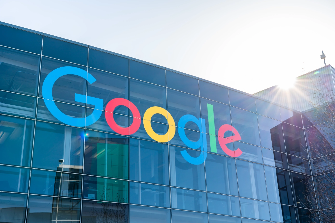 Google dan Apple Terancam Didenda Rp790 Triliun