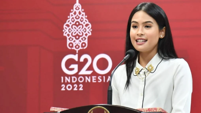 Gaya Warganet Sentil Maudy Ayunda Bila Jadi Mendikbud