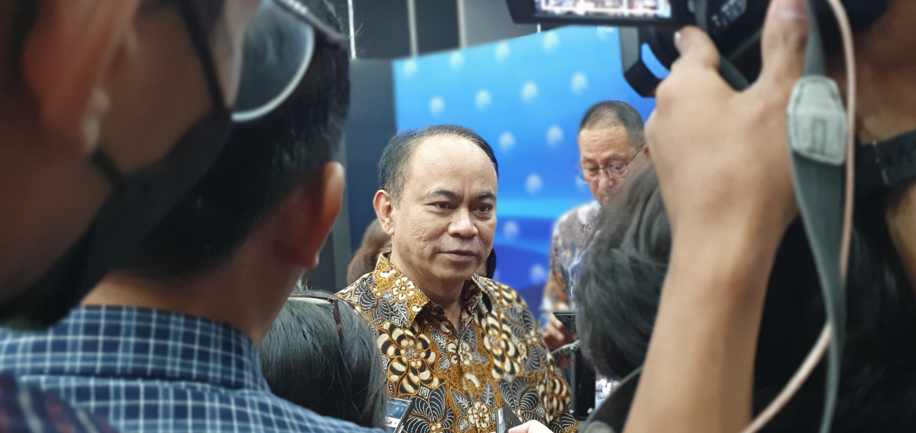 Menteri Kominfo: Meski Kontennya Hoaks, Masyarakat Harus Pintar Menilainya