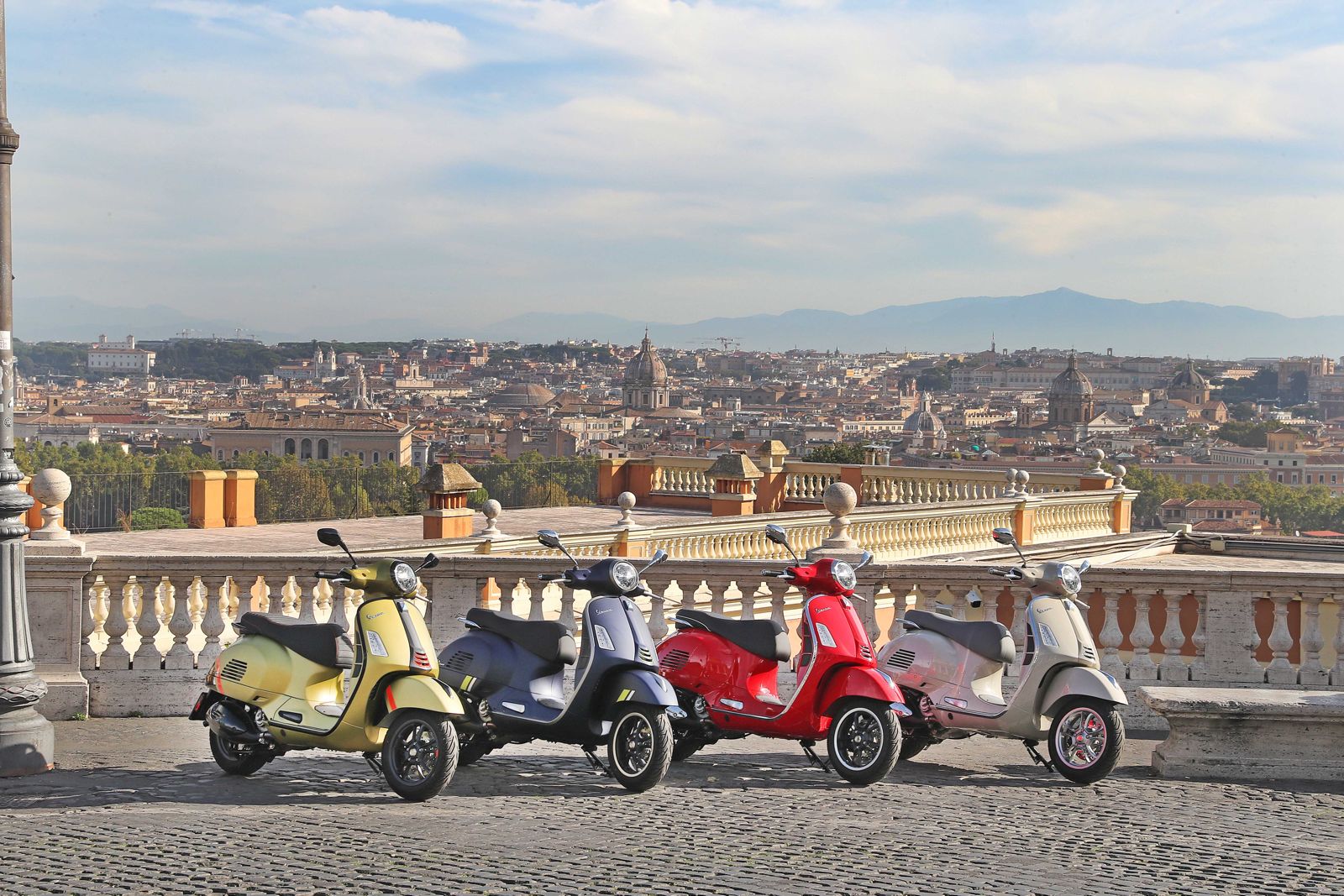 Vespa Diklaim Sebagai Brand Bernilai 1 Miliar Euro