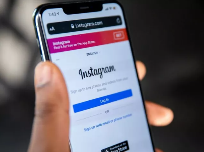 Instagram Flipside Permudah Pengguna Kelola Akun "Tersembunyi"