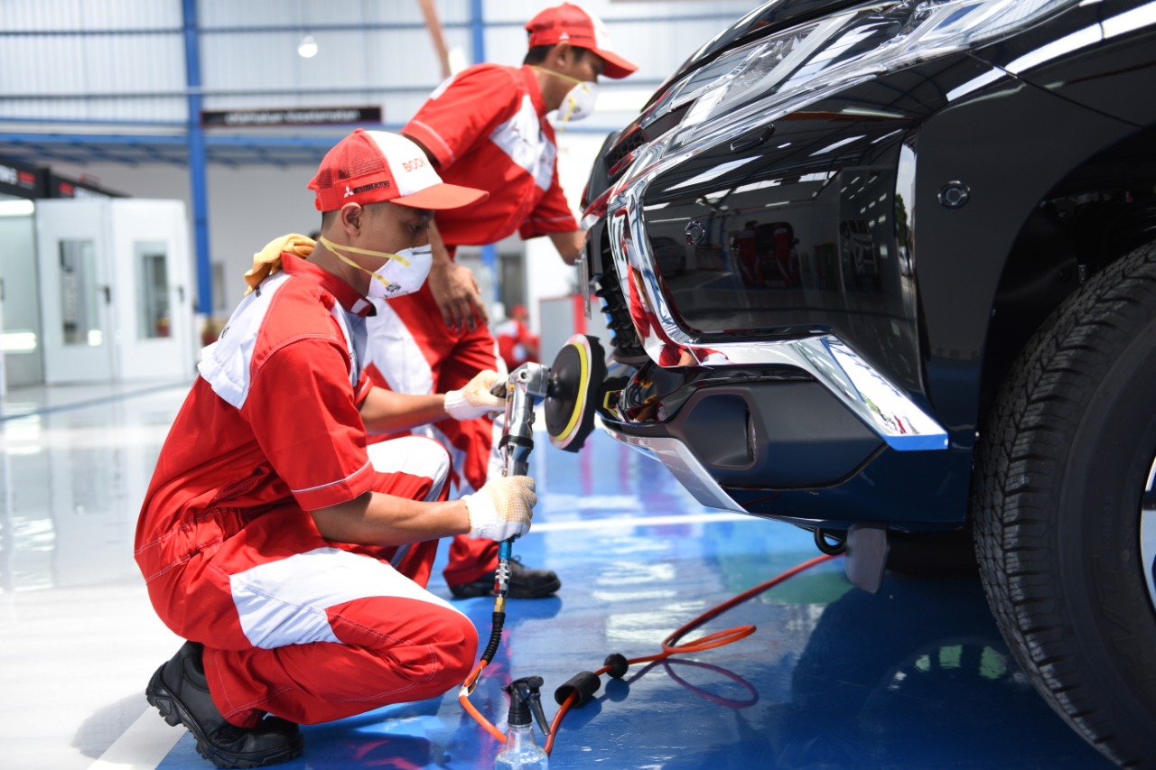 Mobil Makin Berkilau saat Mudik lewat Layanan Bodi&Cat dari Mitsubishi