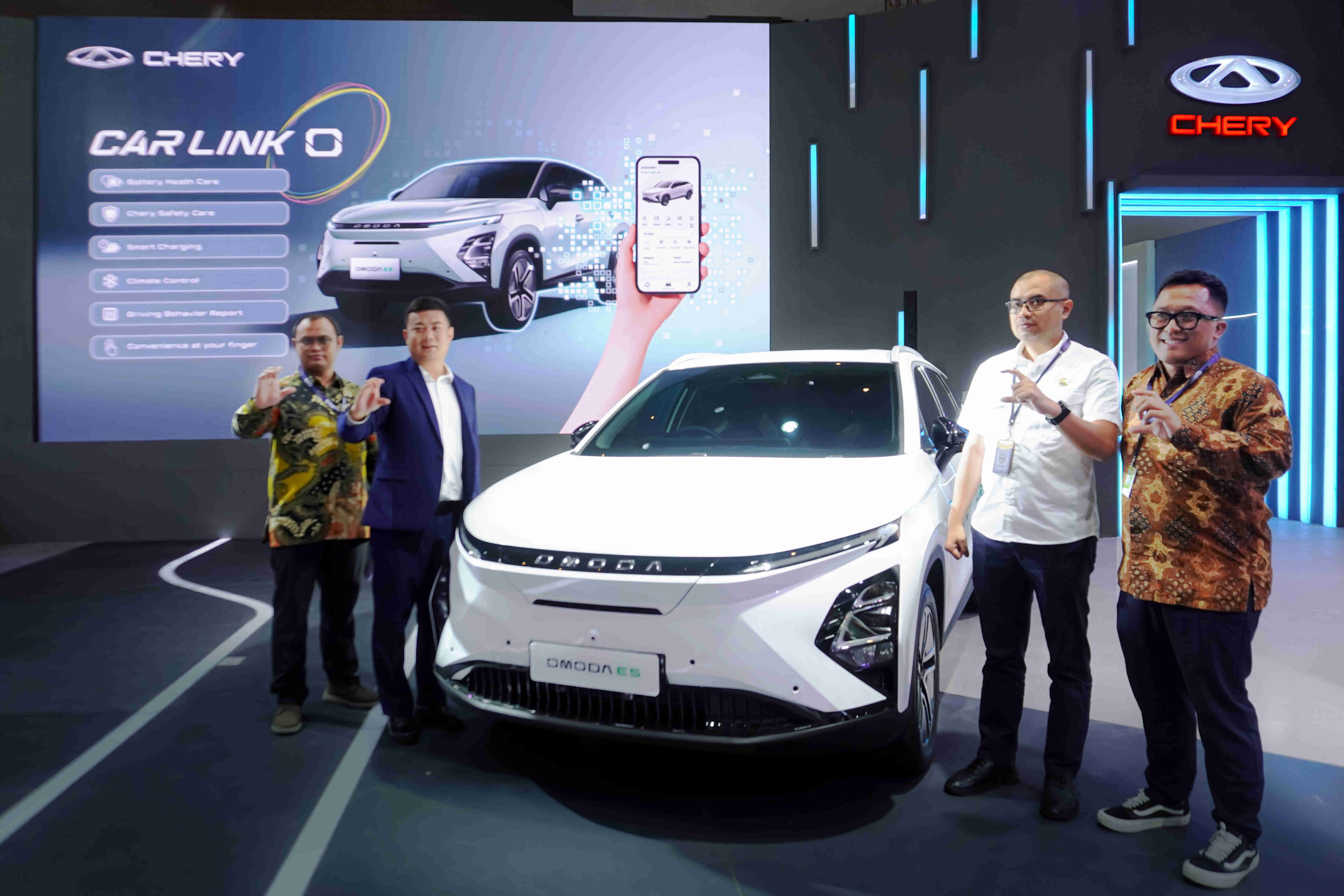 Ramaikan Pameran Kendaraan Listrik PEVS 2024, Chery Pamerkan Mobil Listrik Andalannya