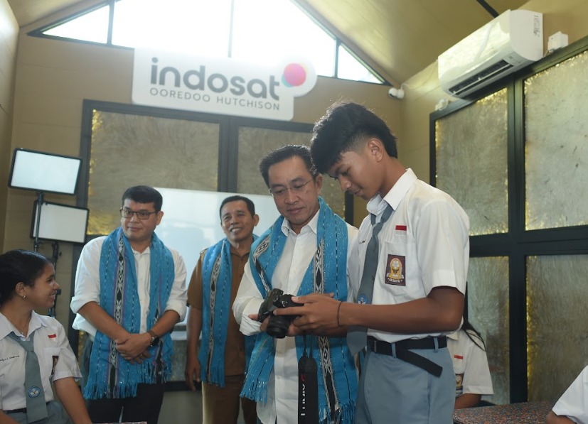 Karyawan Indosat Dirikan Bangunan ECO untuk Sekolah di Ambon