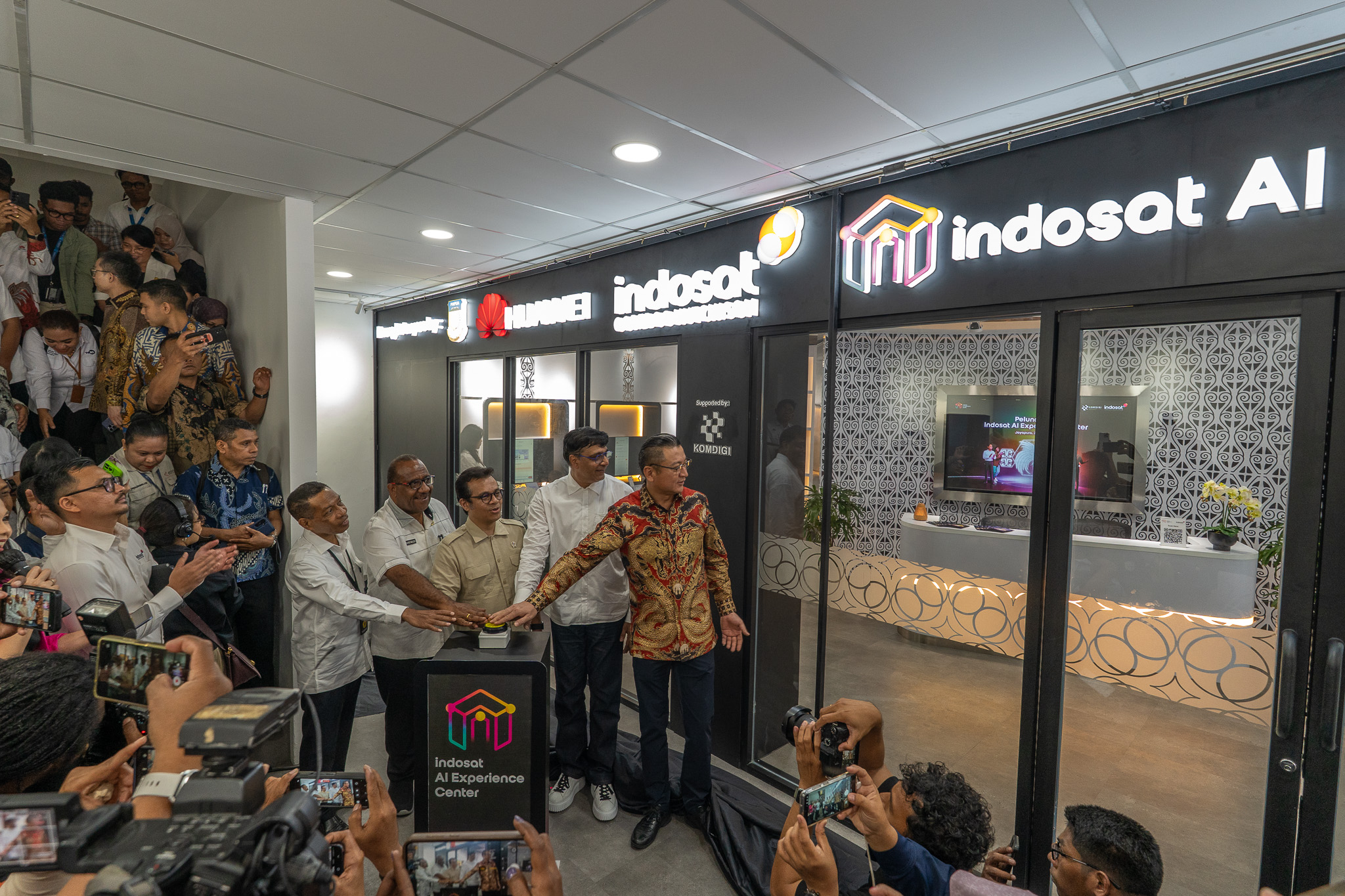 Percepat Transformasi Digital, Indosat Bawa AI Canggih ke Jayapura