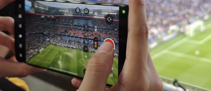 Oppo Nampang di Final UCL, Bawa HP dan AI Gahar!